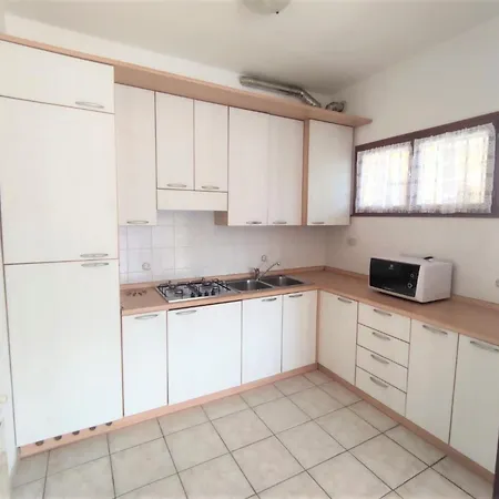 Cortina 公寓 罗索利纳马雷